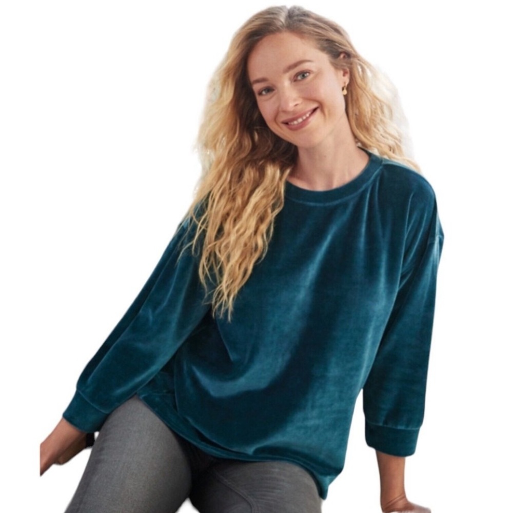 Garnet Hill Teal Blue Moonrise Velour Pullover Top Size M.